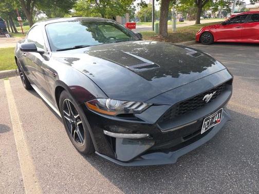 2020 Ford Mustang EcoBoost