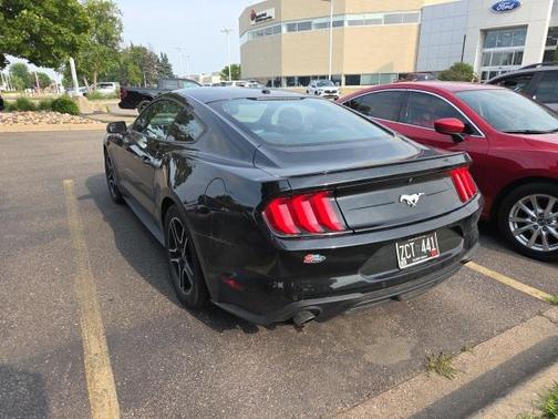 2020 Ford Mustang EcoBoost