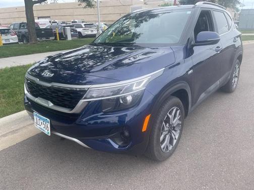 2023 Kia Seltos EX