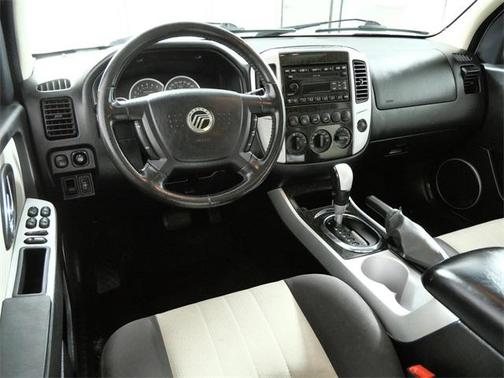 2005 Mercury Mariner Luxury