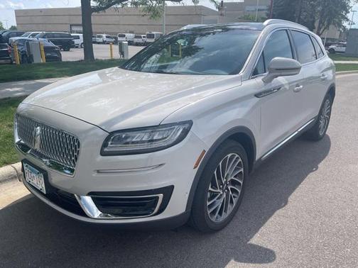 2020 Lincoln Nautilus Reserve