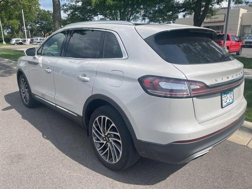 2020 Lincoln Nautilus Reserve