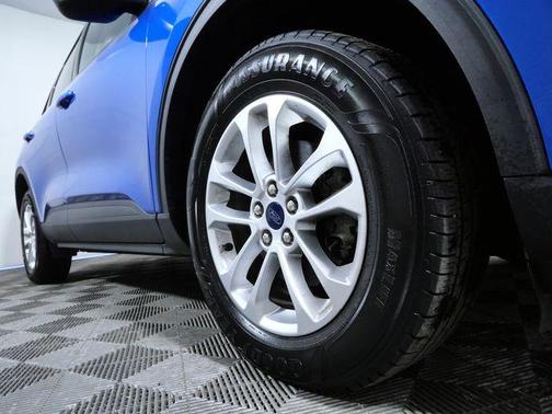 Blue 2021 Ford Escape SE