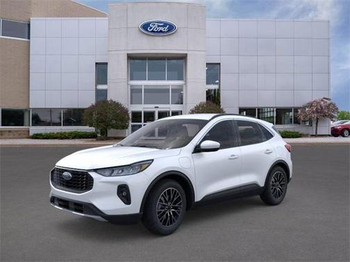 2025 Ford Escape PHEV SE