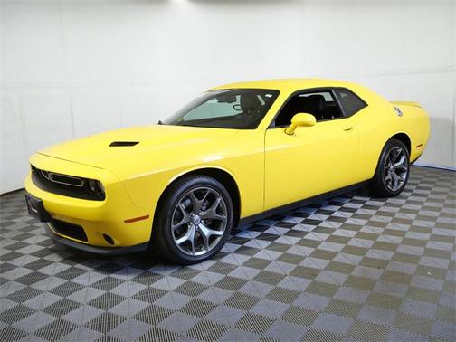 2017 Dodge Challenger SXT