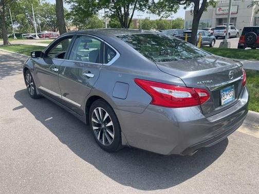 2016 Nissan Altima 2.5 SV