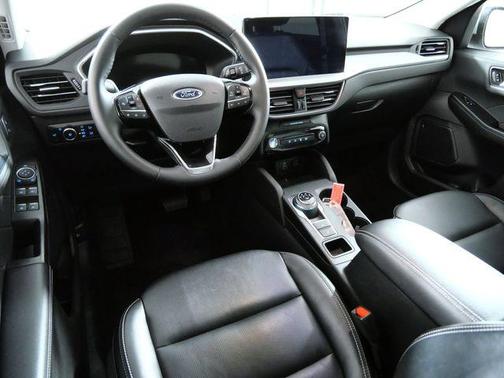 Silver Metallic 2025 Ford Escape Platinum