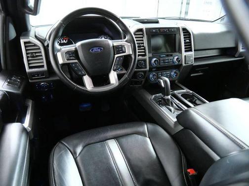 SHADOW BLACK 2018 Ford F-150 Platinum