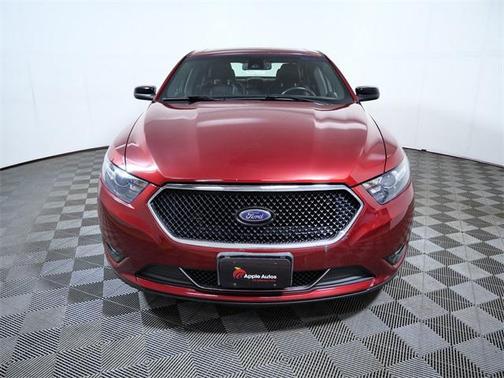 2016 Ford Taurus SHO