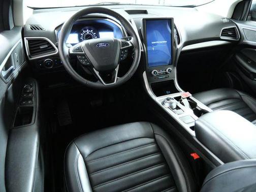 Carbonized Gray Metallic 2024 Ford Edge SEL