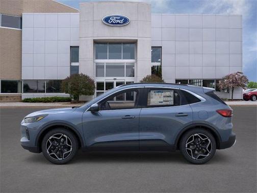 2026 Ford Escape Platinum