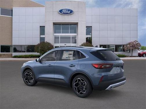 2026 Ford Escape Platinum
