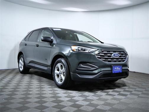 2022 Ford Edge SE