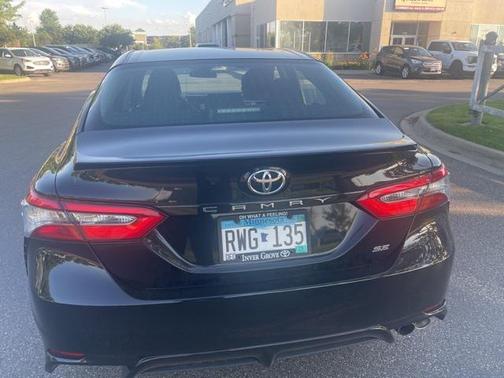 2018 Toyota Camry SE