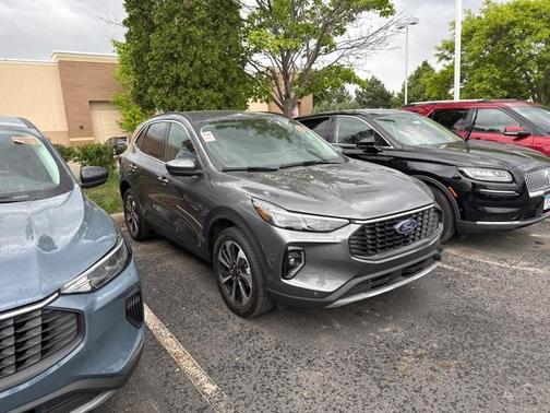 2023 Ford Escape Platinum