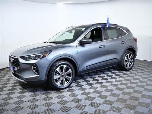 2023 Ford Escape Platinum