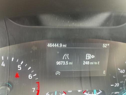 2020 Ford Escape SE