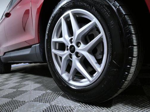 Rapid Red Metallic Tinted Clearcoat 2024 Ford Edge SEL