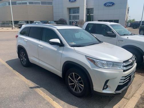 2017 Toyota Highlander XLE