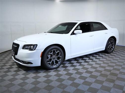 2016 Chrysler 300 S