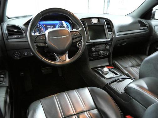 2016 Chrysler 300 S