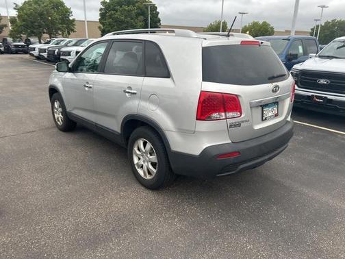 2011 Kia Sorento LX