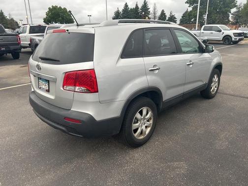 2011 Kia Sorento LX