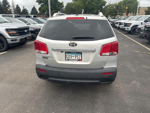 2011 Kia Sorento LX