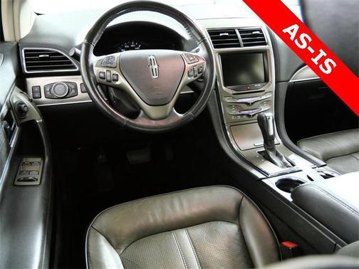 2013 Lincoln MKX Base