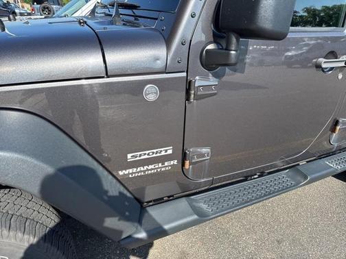 2014 Jeep Wrangler Unlimited Sport