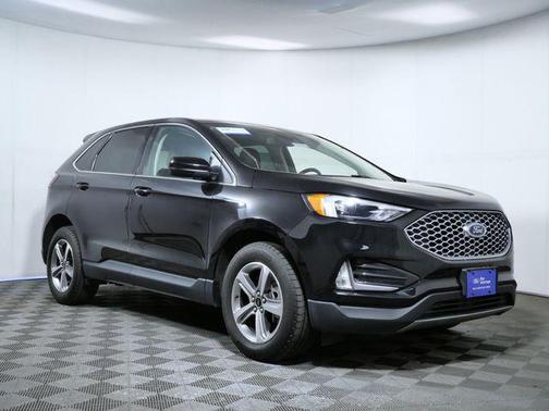 Black Metallic 2024 Ford Edge SEL