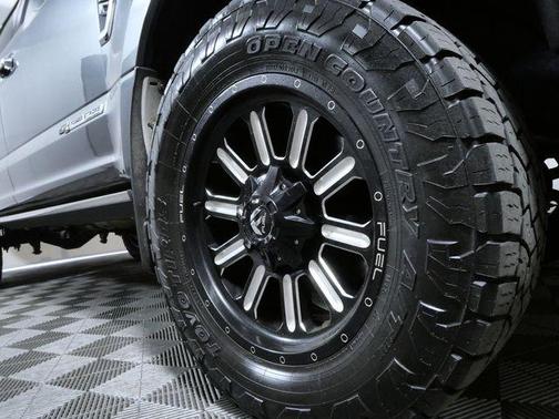 MAGNETIC 2019 Ford F-350 Platinum