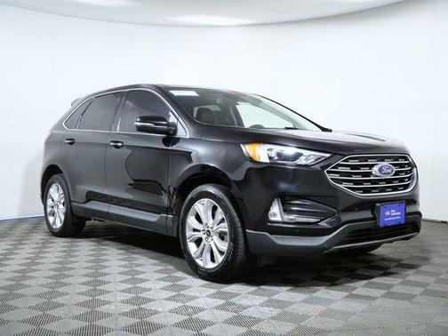Black Metallic 2023 Ford Edge Titanium