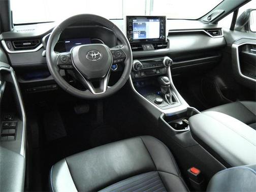 2020 Toyota RAV4 Hybrid SE