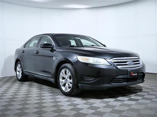 2010 Ford Taurus SEL