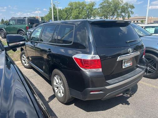 2011 Toyota Highlander SE