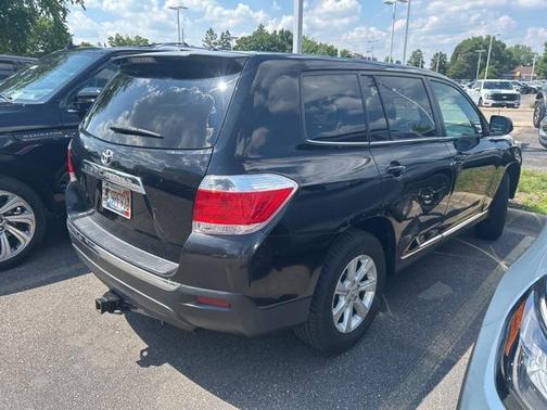 2011 Toyota Highlander SE