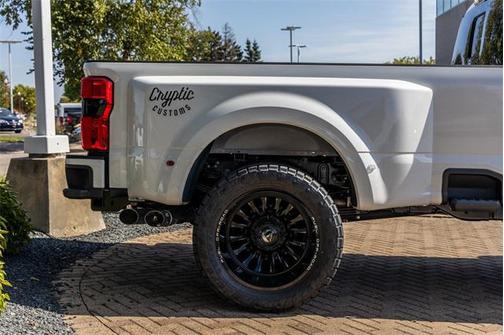 2025 Ford F-350 Platinum