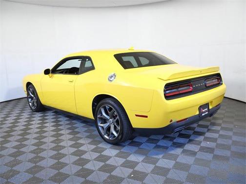 2017 Dodge Challenger SXT