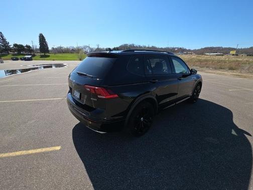 2021 Volkswagen Tiguan 2.0T SE R-Line Black 4MOTION
