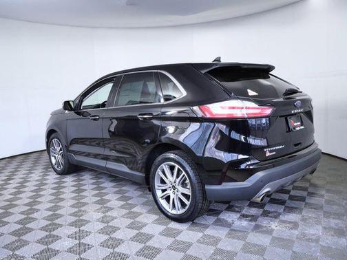 Black Metallic 2023 Ford Edge Titanium