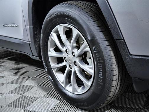 2021 Jeep Cherokee Latitude Lux