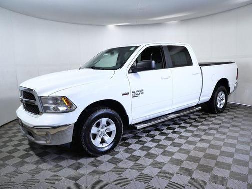 2019 RAM 1500 SLT