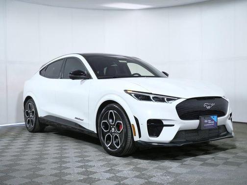 Star White Metallic Tri-Coat 2023 Ford Mustang Mach-E GT