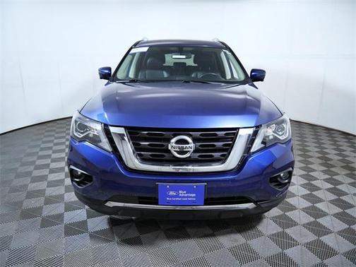 2019 Nissan Pathfinder SL