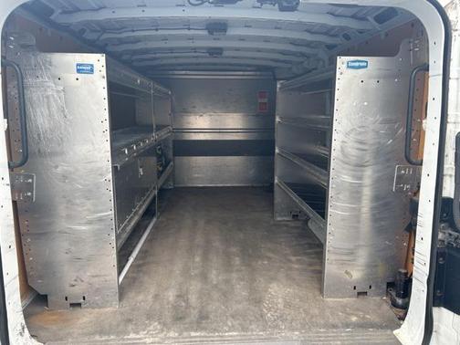 2014 Nissan NV Cargo NV2500 HD SV V6