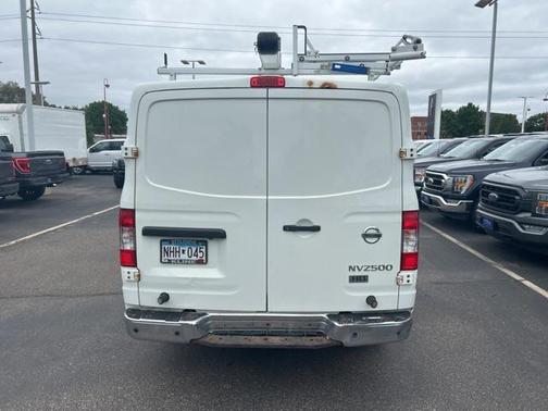 2014 Nissan NV Cargo NV2500 HD SV V6