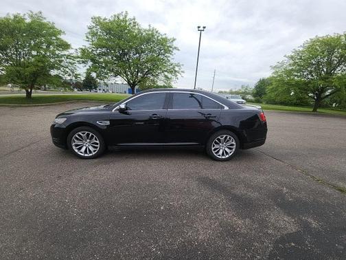 2018 Ford Taurus Limited