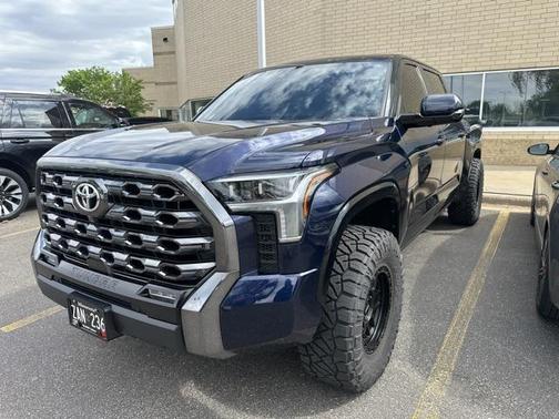2022 Toyota Tundra Platinum