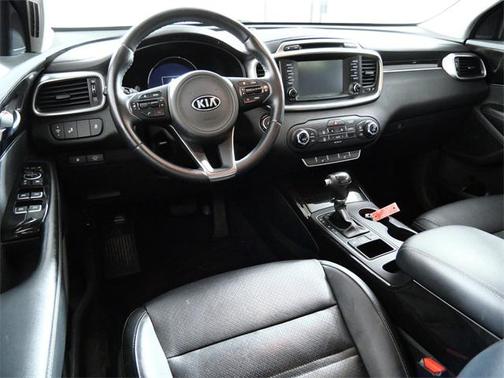 2018 Kia Sorento EX